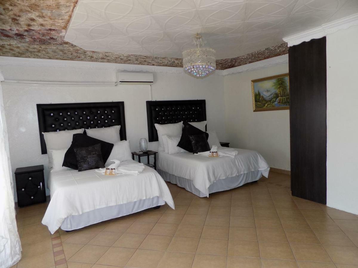 Joezebel Guesthouse Mogwase Εξωτερικό φωτογραφία